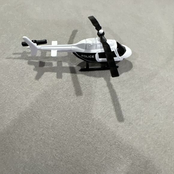 Lot Of 4 Hot Wheels Fastlane Maisto Die Cast Helicopters Airplane Toys Police - Picture 12 of 16